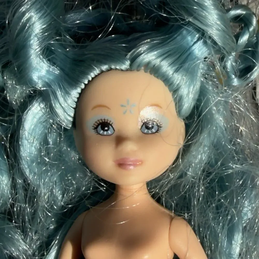 Barbie FairyTopia Wingdom 2004 Blue Pixie Fairy Mini Figure Doll 5